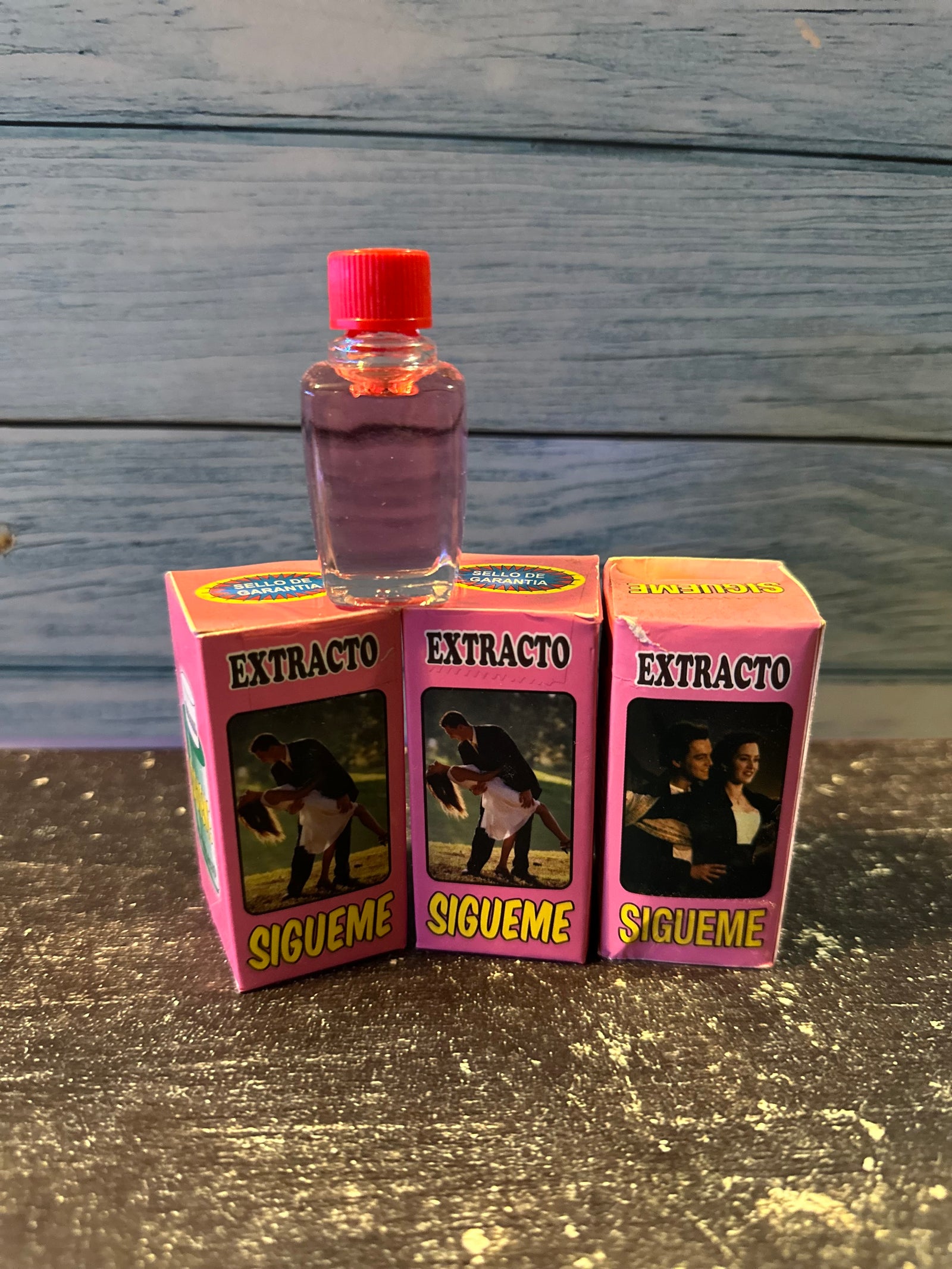 “Follow Me” Esoteric Extract – Power of Attraction in a Bottle