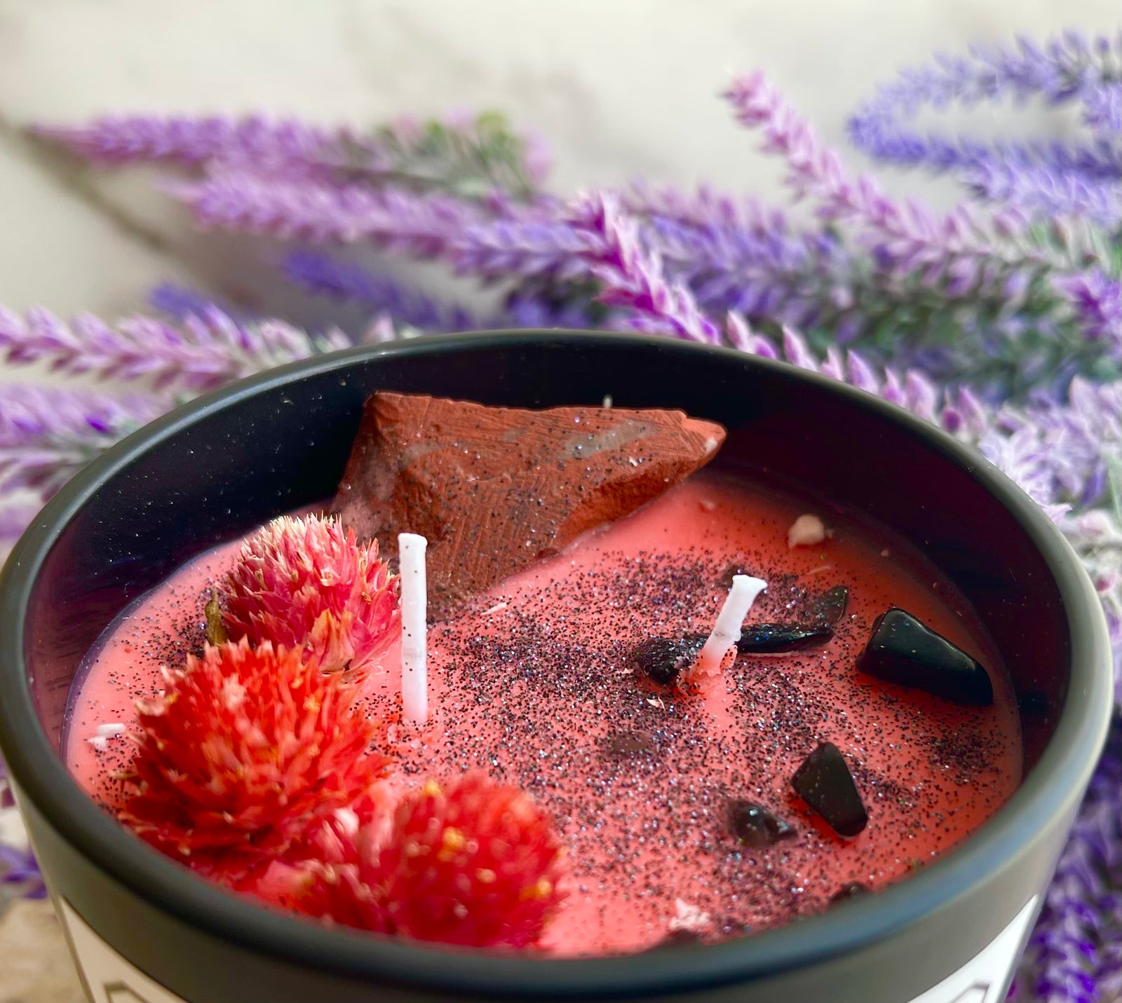 Opening Paths – Elegant Eleggua Aromatic Candle with Crystals & Spiritual Tools
