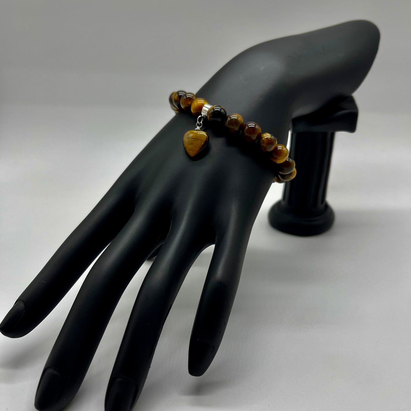 Quartz Heart Bangle – Adjustable Unisex Bracelet with Genuine Healing Quartz